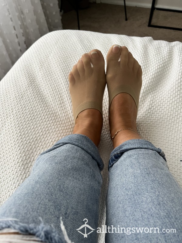 Sheer Nude Socks