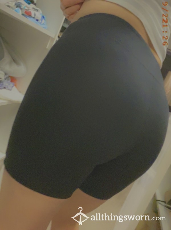 Short Black Gym Tights