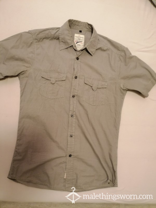 Short-sleeved Bu*toned Shirt