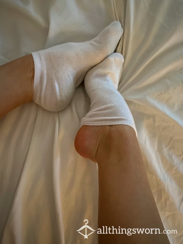 Short White Socks