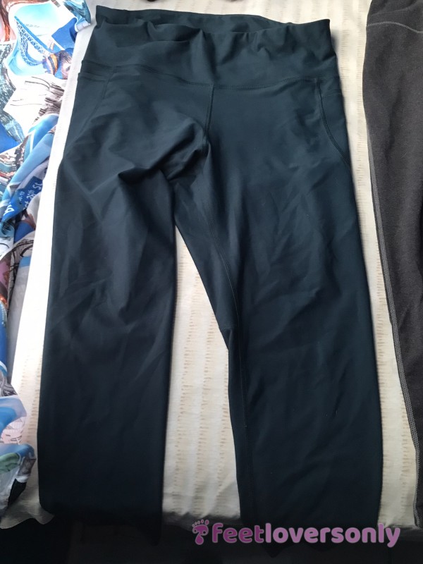 Worn Teal Color Leggings