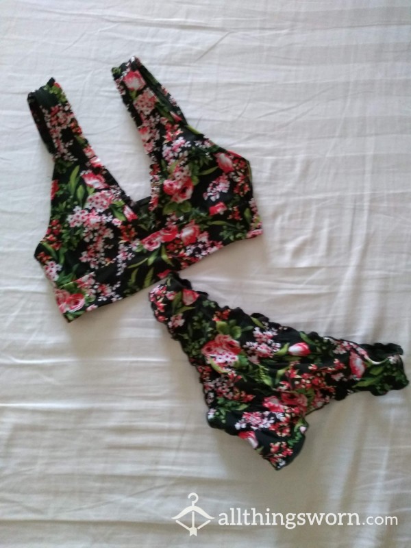 Small Flor*l Swimsuit