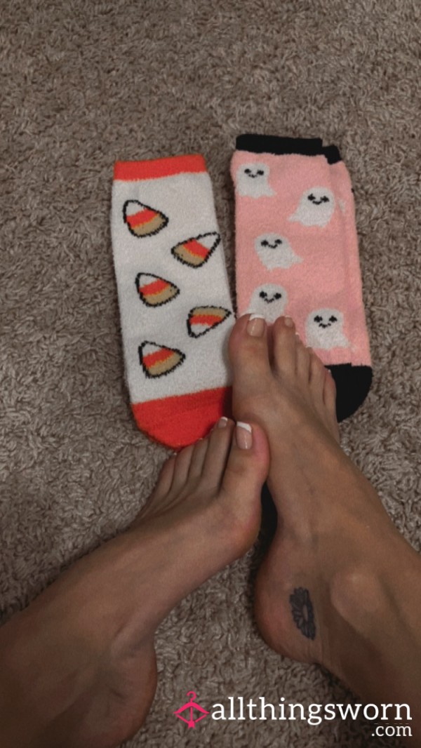 Sp**KY FUZZY SOCKS - CANDY CORN