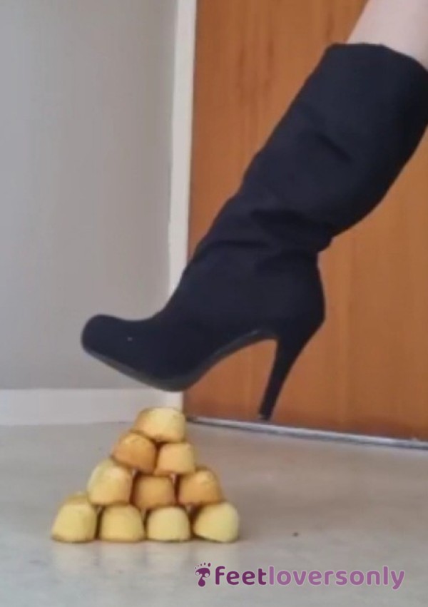 Stiletto Boots VS Twinkies - 5 Minute Video