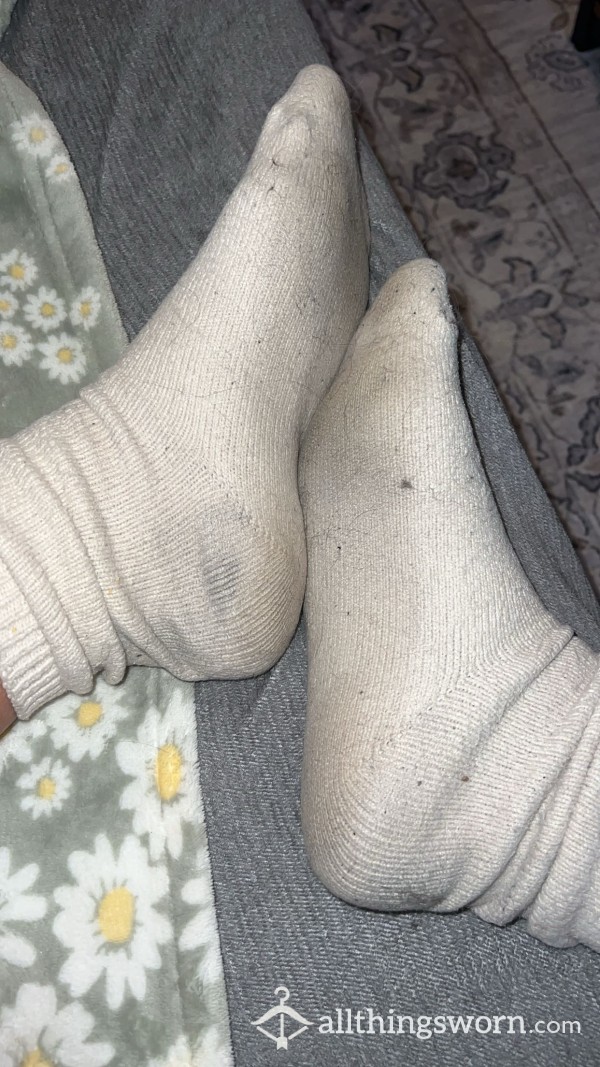 Stinky Cream Socks