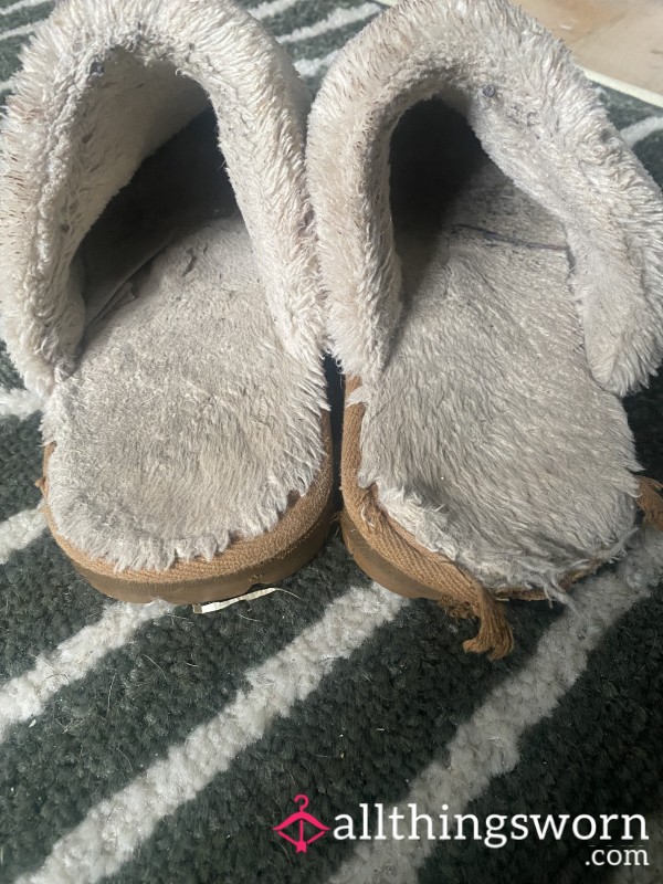 Stinky Slippers For New Home