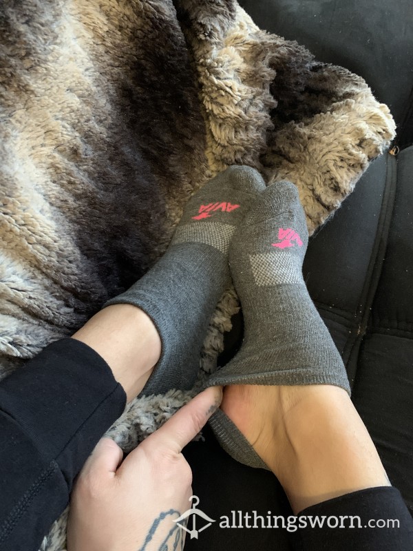 Stinky Sweaty  Gray Work Out Socks