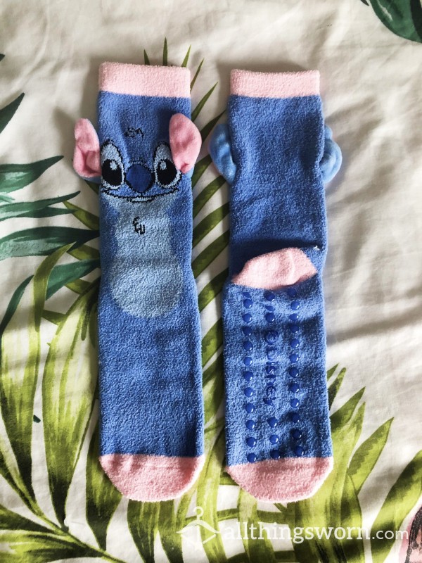 St*tch Fluffy Slipper Socks 💙💗