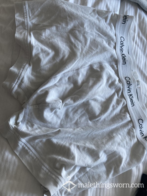 Stole White Calvins