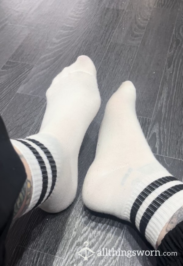 Sweaty Gym Socks 🧦