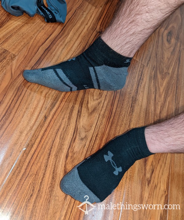 Sweaty UA Quarter Socks