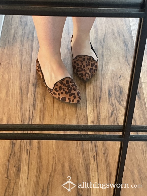 Sweaty Well Loved Leopard Print Pumps