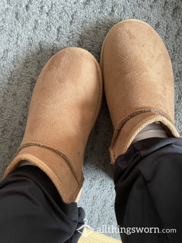 Tan Ugg Style Boots BIG FEET