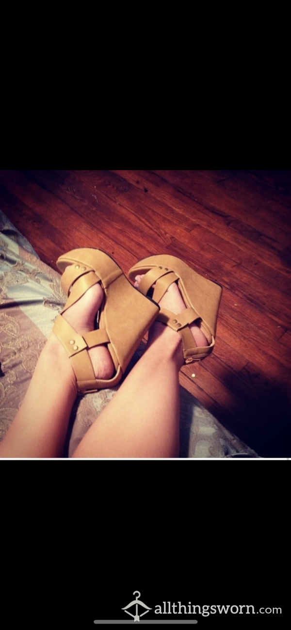 Tan Wedges