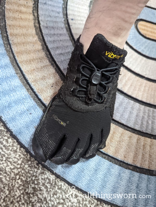 Toe Shoes / Vibrams