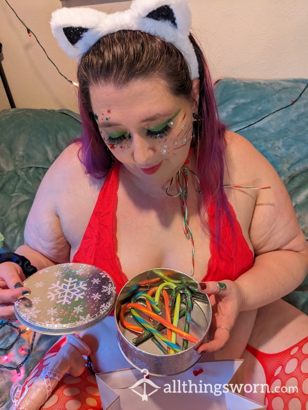 Christmas Kitten Puts Her Candy Canes Into Her Creamy Pu**y