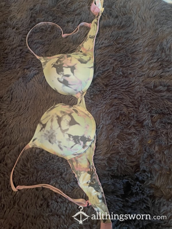 Very Used VS Pink Bra