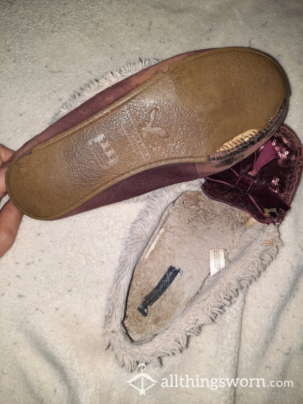 Very Well Worn Sweaty!! Purple American Eagle Slippers.