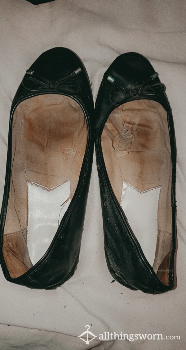 Very Worn Ballet Flats Size 10