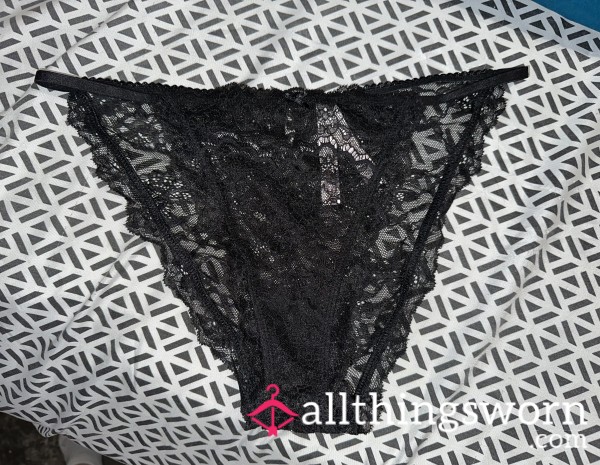 VS Black Lace Fullbacks 🤭