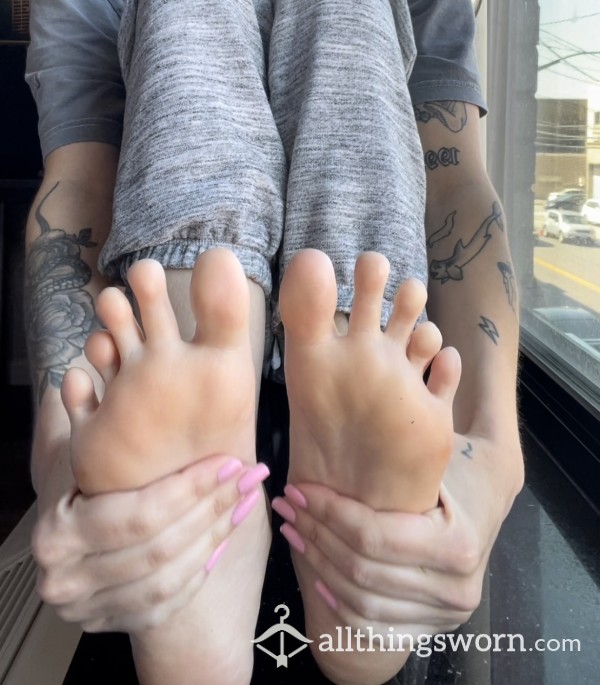 Watch Me Rub Lotion On My Small Feet 🤍