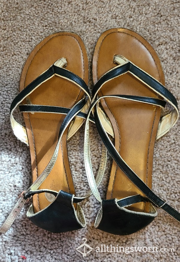 Buckles Sandals