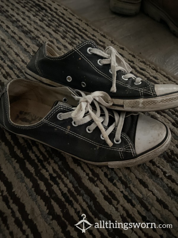 Well Worn Black Converse Ladies Size 10