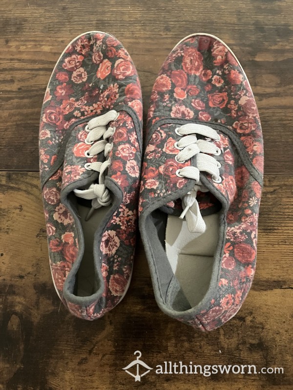 Well Worn Gray And Pink Canvas Shoes - US Shipping Included -