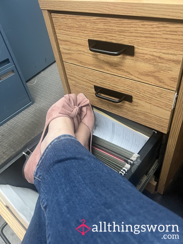 Well Worn Pink Bow Flats