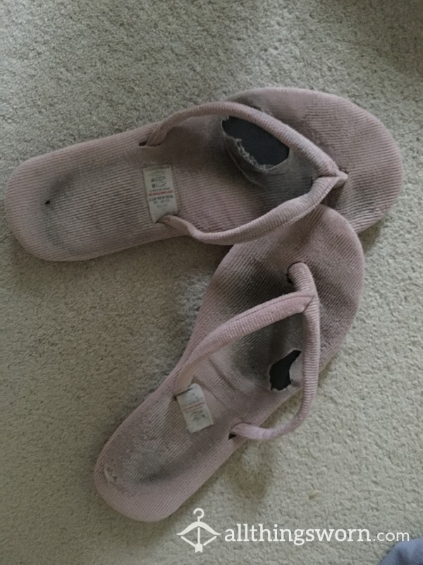 Well Worn Thong Style Slipper