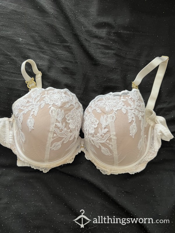 Well-worn White Lacy Bra