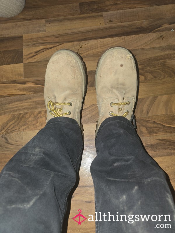 Well Worn Work Boots! I Am A Size 12 In Womens/10 Mens