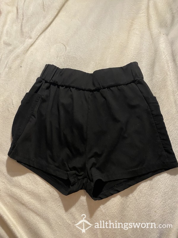 ‼️WELL WORN YOGA SHORTS🧘‍♀️‼️