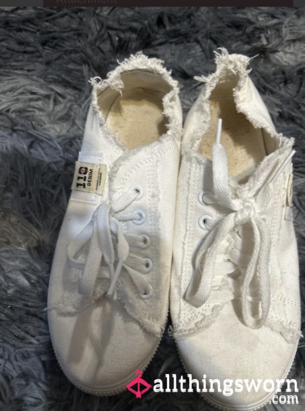 White Cloth Shoes