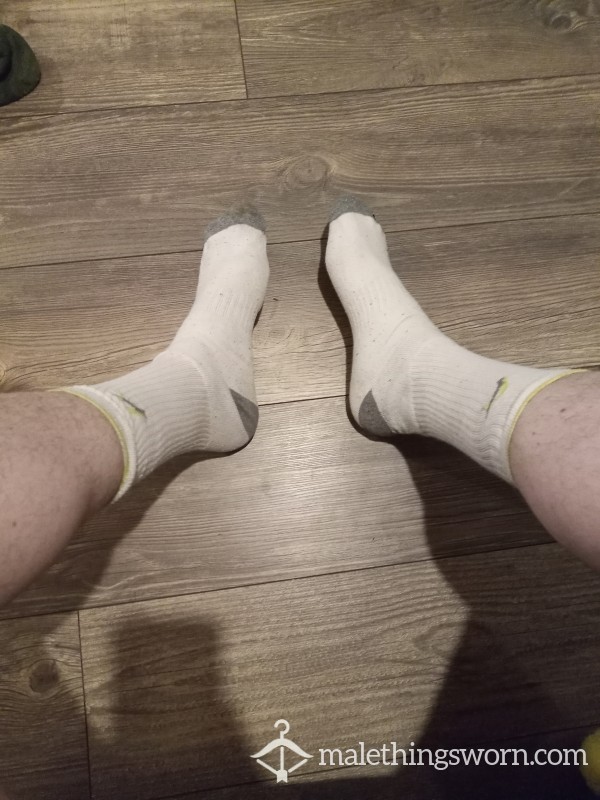 White Crew Socks, Well Worn Working On Site 🥵