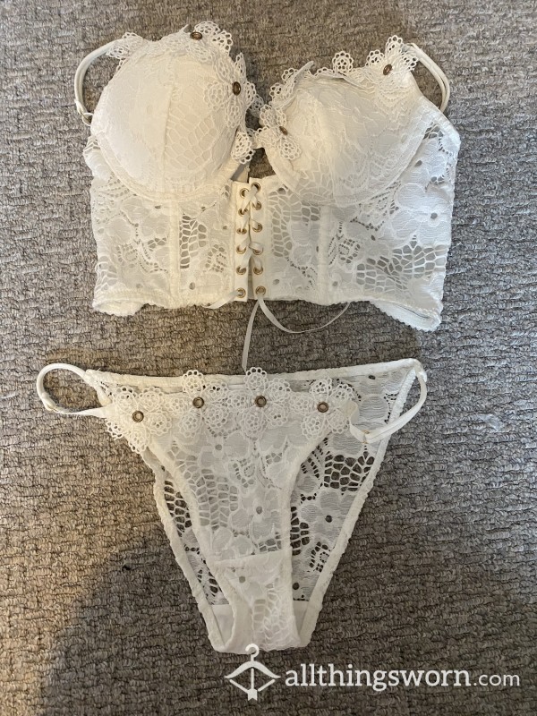 White Lace Set