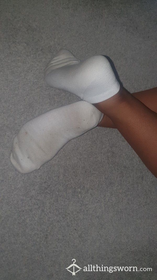 White Socks🌚👣🧦