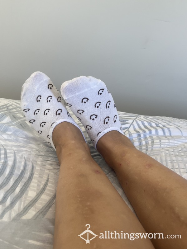 White Socks, Size 6 Feet, Price Inc. Postage