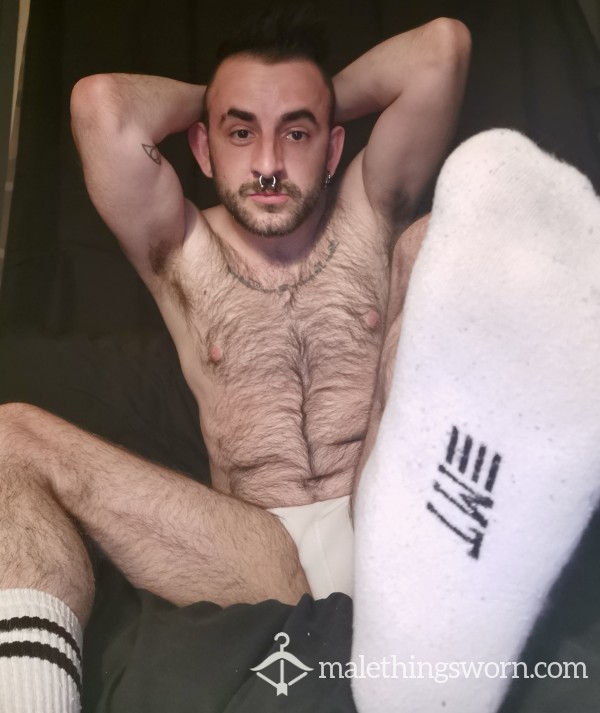 White Sports Socks - Rank And Ripe To Your Request - C*m/pi*s