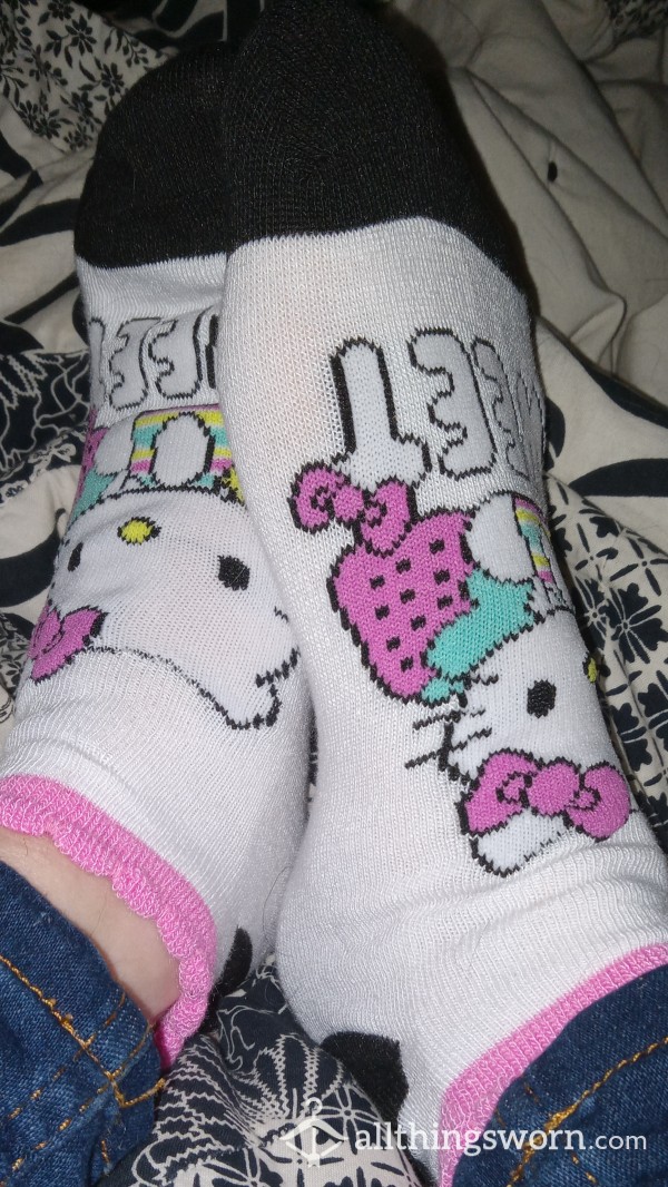 White With Pink "Sweet" Hello Kitty No-show Socks.