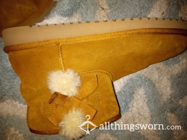 ❄️ Winter UGGs US Size 11  ❄️ Very Worn