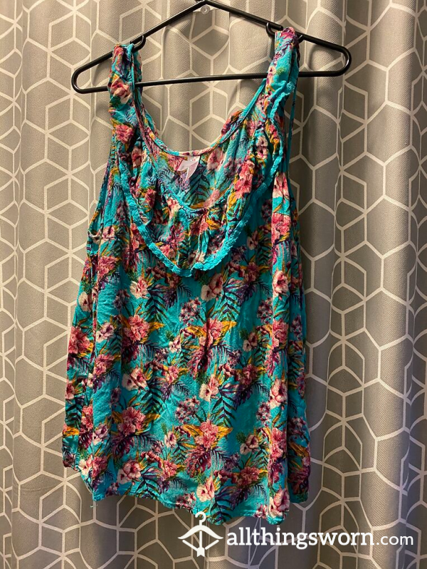 Women’s Used 2xl Flor*l Tank