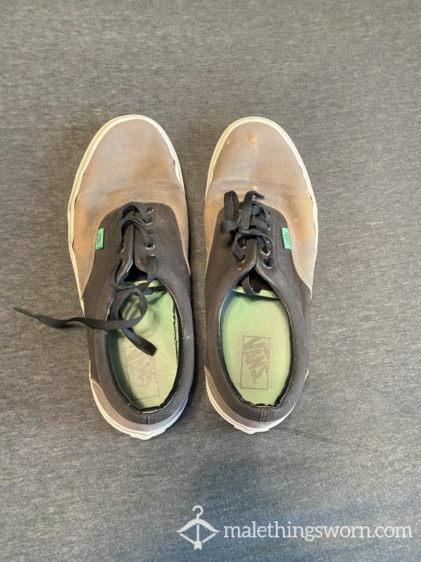 Worn Out Vans-US 11