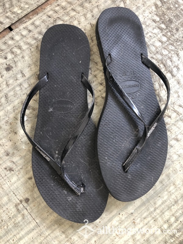 **SOLD**Worn Summer Scented Flip Flops