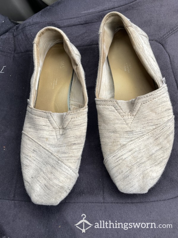 Worn TOMS