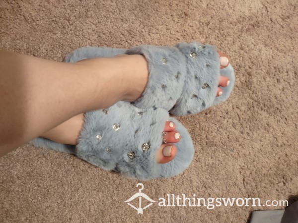 XL Fuzzy Slipper Flip-Flops