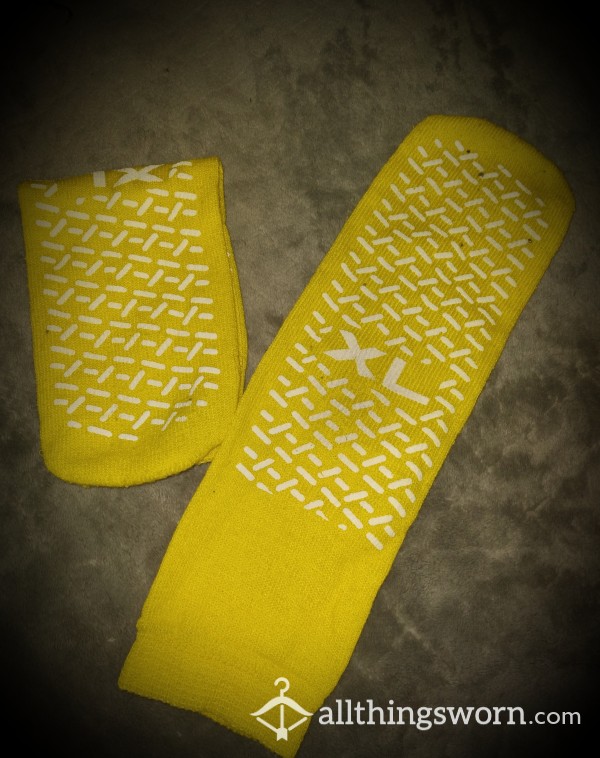 XL Yellow Hosp*tal Socks